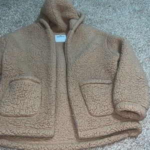 Big Hollister fluffy coat